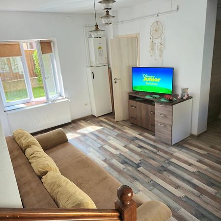 Apartamente De Inchiriat Lucky House บราชอฟ ภายนอก รูปภาพ