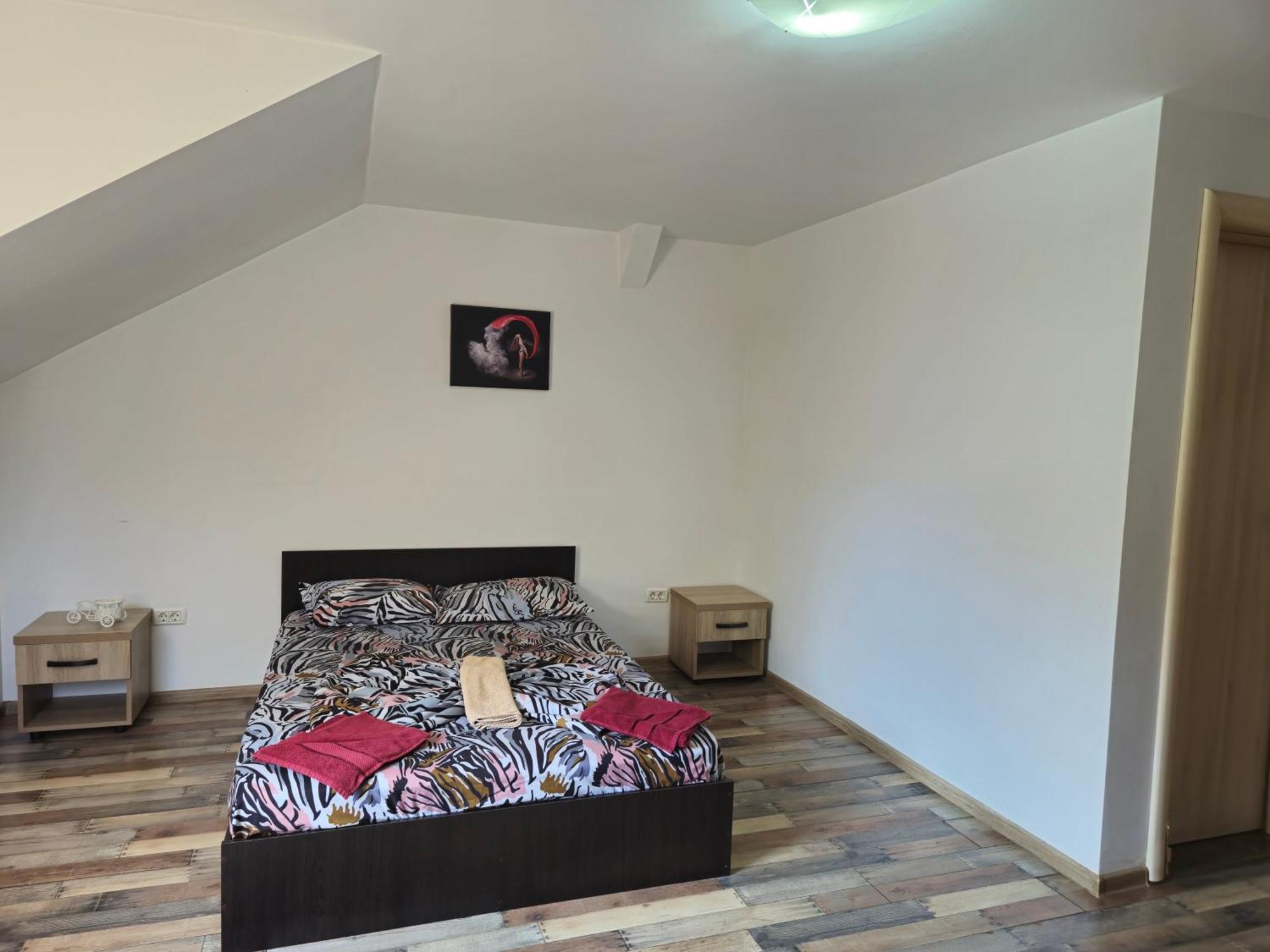 Apartamente De Inchiriat Lucky House บราชอฟ ภายนอก รูปภาพ