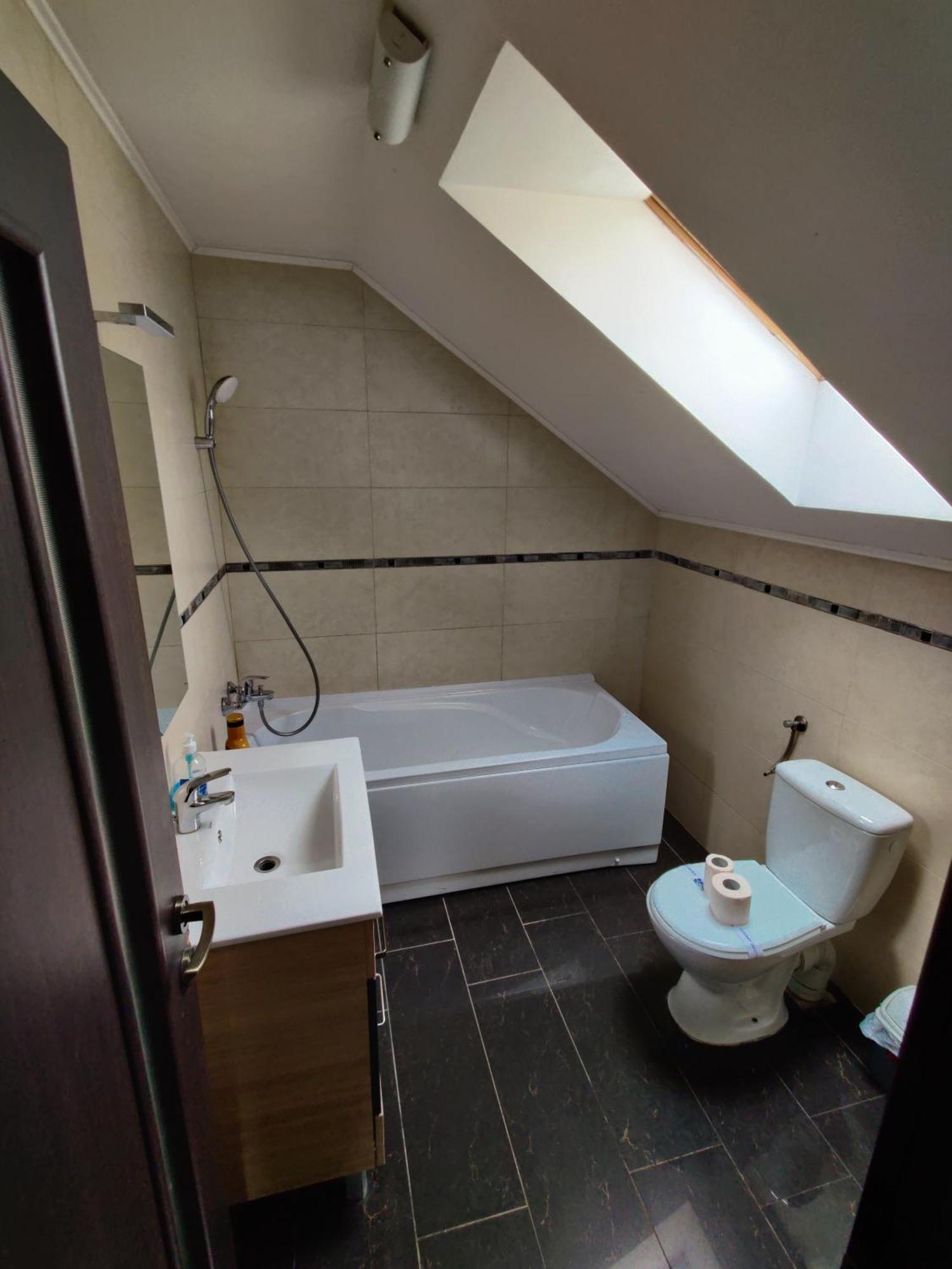 Apartamente De Inchiriat Lucky House บราชอฟ ภายนอก รูปภาพ