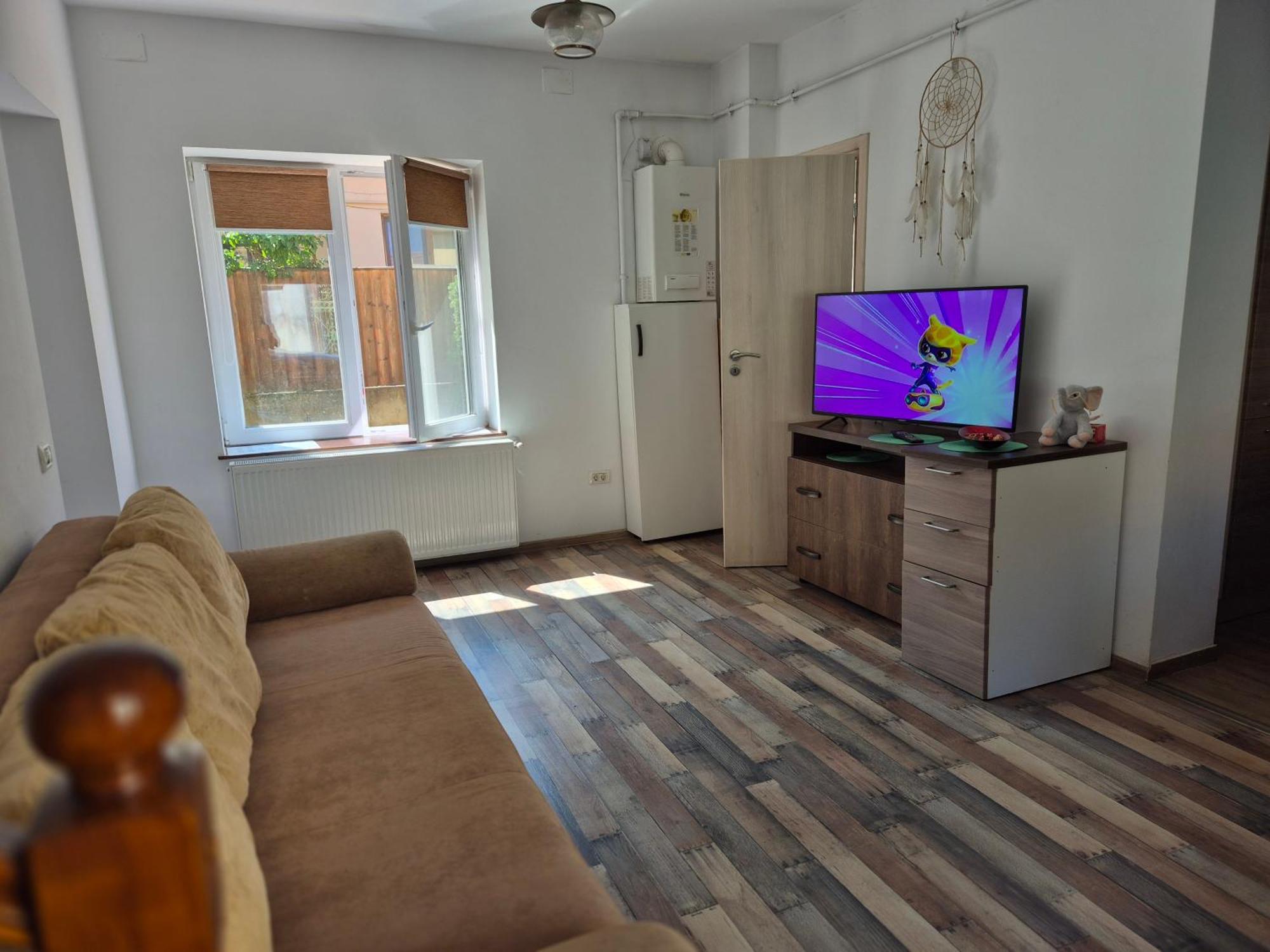 Apartamente De Inchiriat Lucky House บราชอฟ ภายนอก รูปภาพ