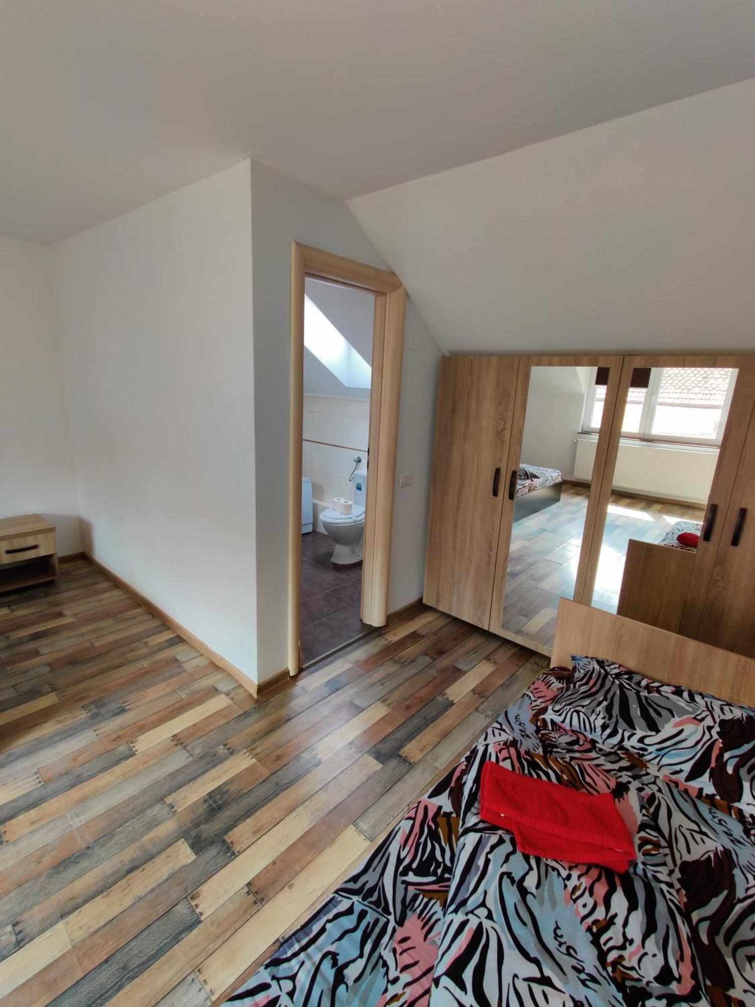 Apartamente De Inchiriat Lucky House บราชอฟ ภายนอก รูปภาพ