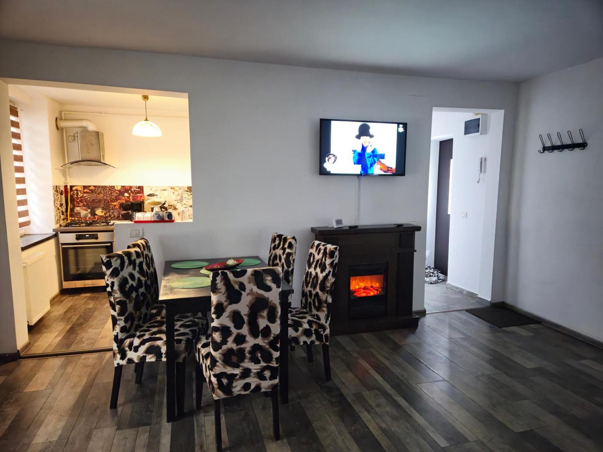 Apartamente De Inchiriat Lucky House บราชอฟ ภายนอก รูปภาพ