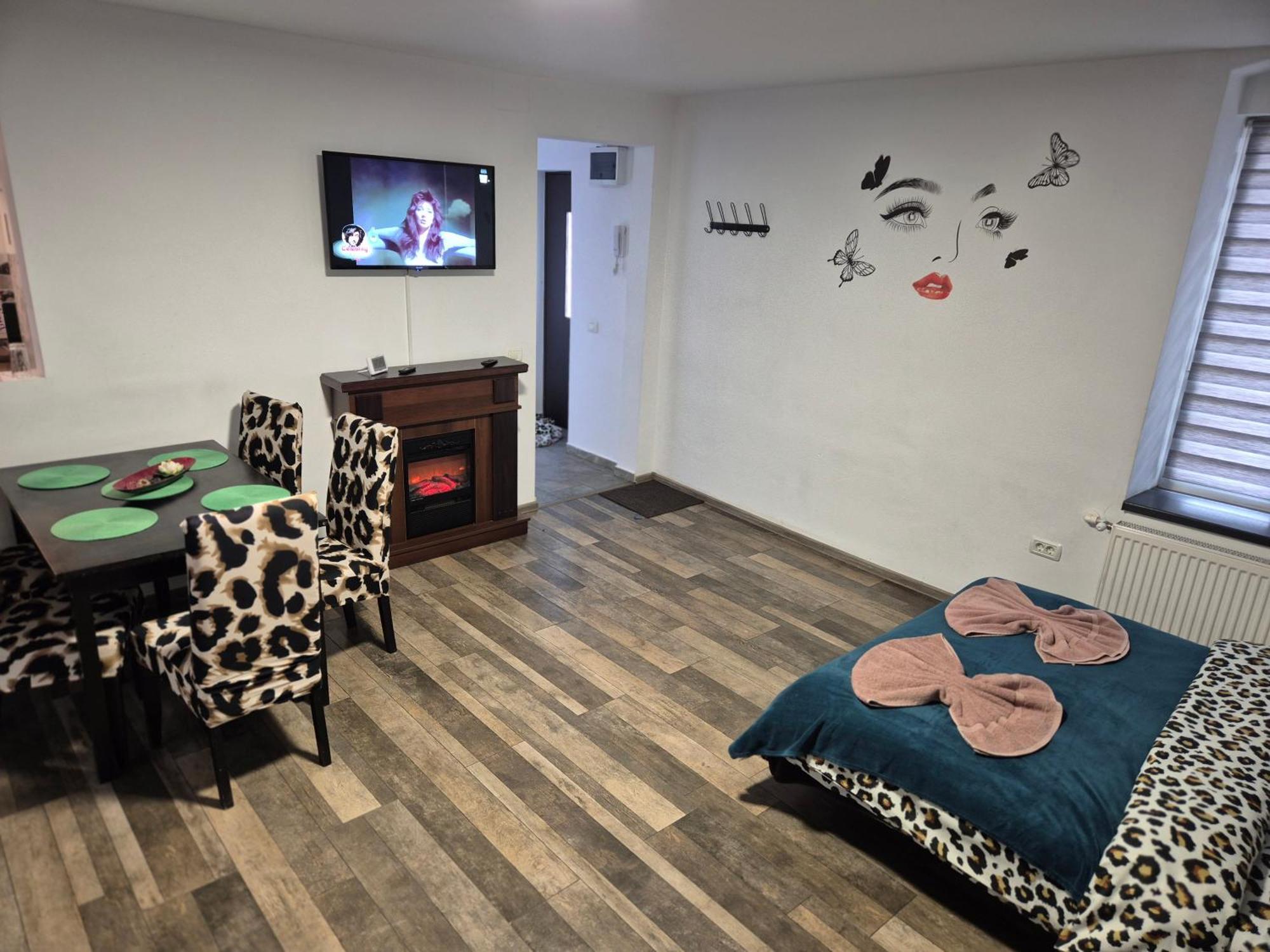Apartamente De Inchiriat Lucky House บราชอฟ ภายนอก รูปภาพ